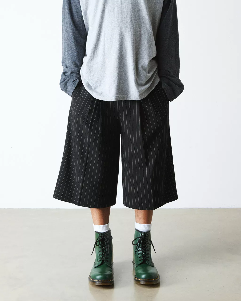 1460 Smooth Leather Lace Up Boots