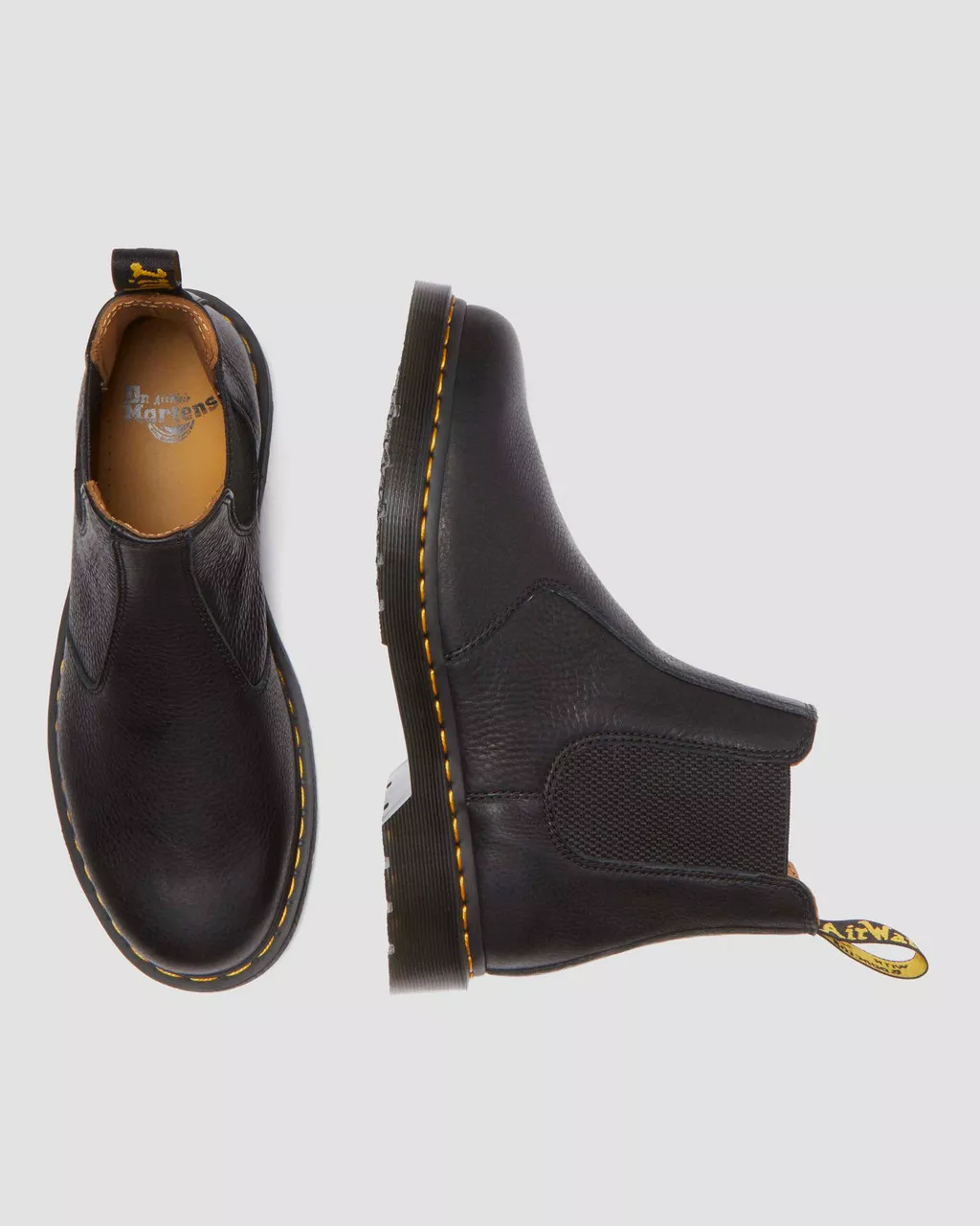 2976 Ambassador Soft Leather Chelsea Boots