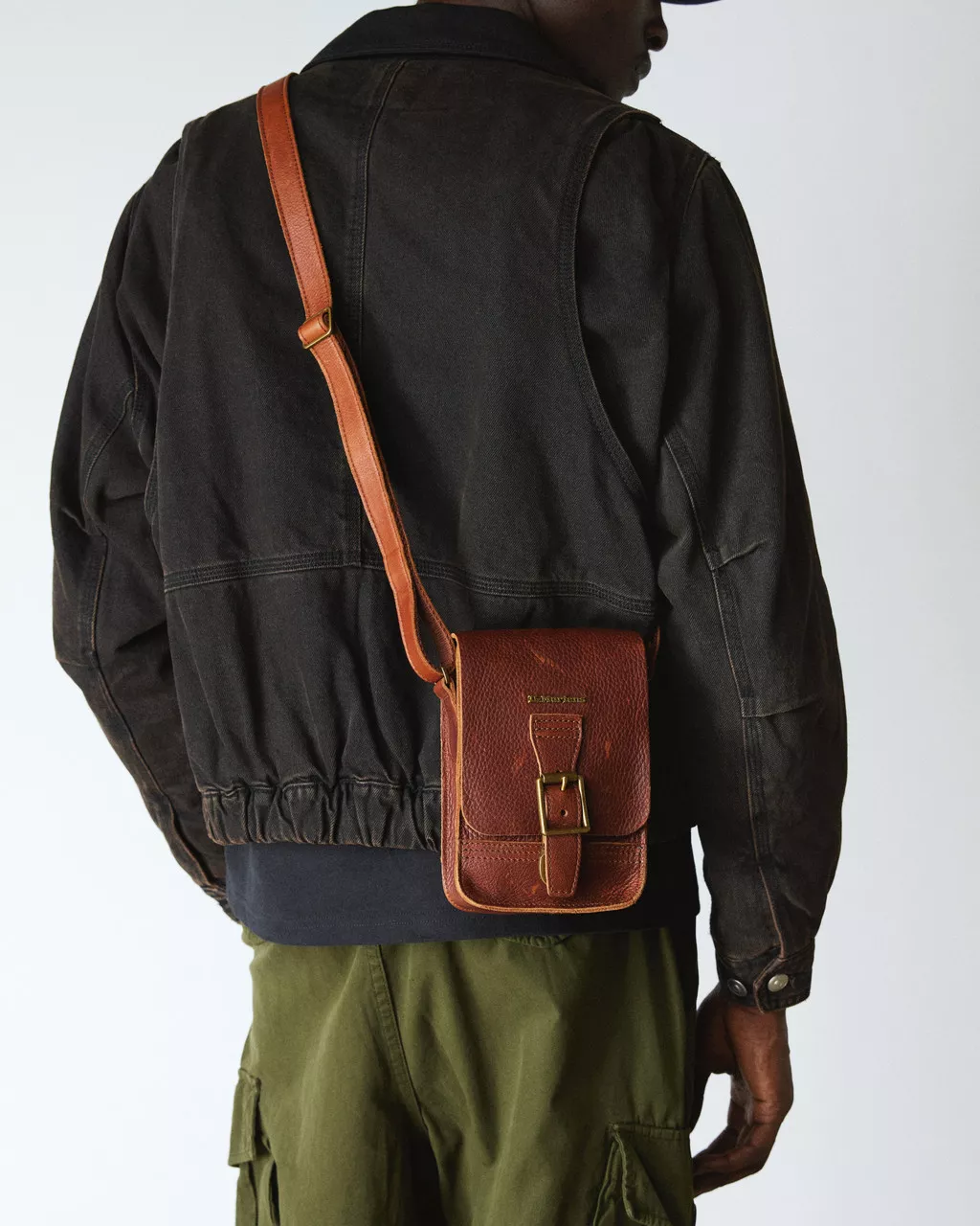 DR MARTENS Ambassador Leather Reporter Bag