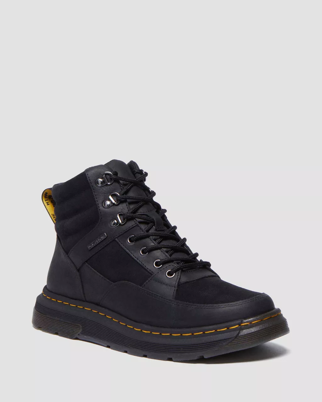 DR MARTENS Crewson Chukka Leather Padded Boots