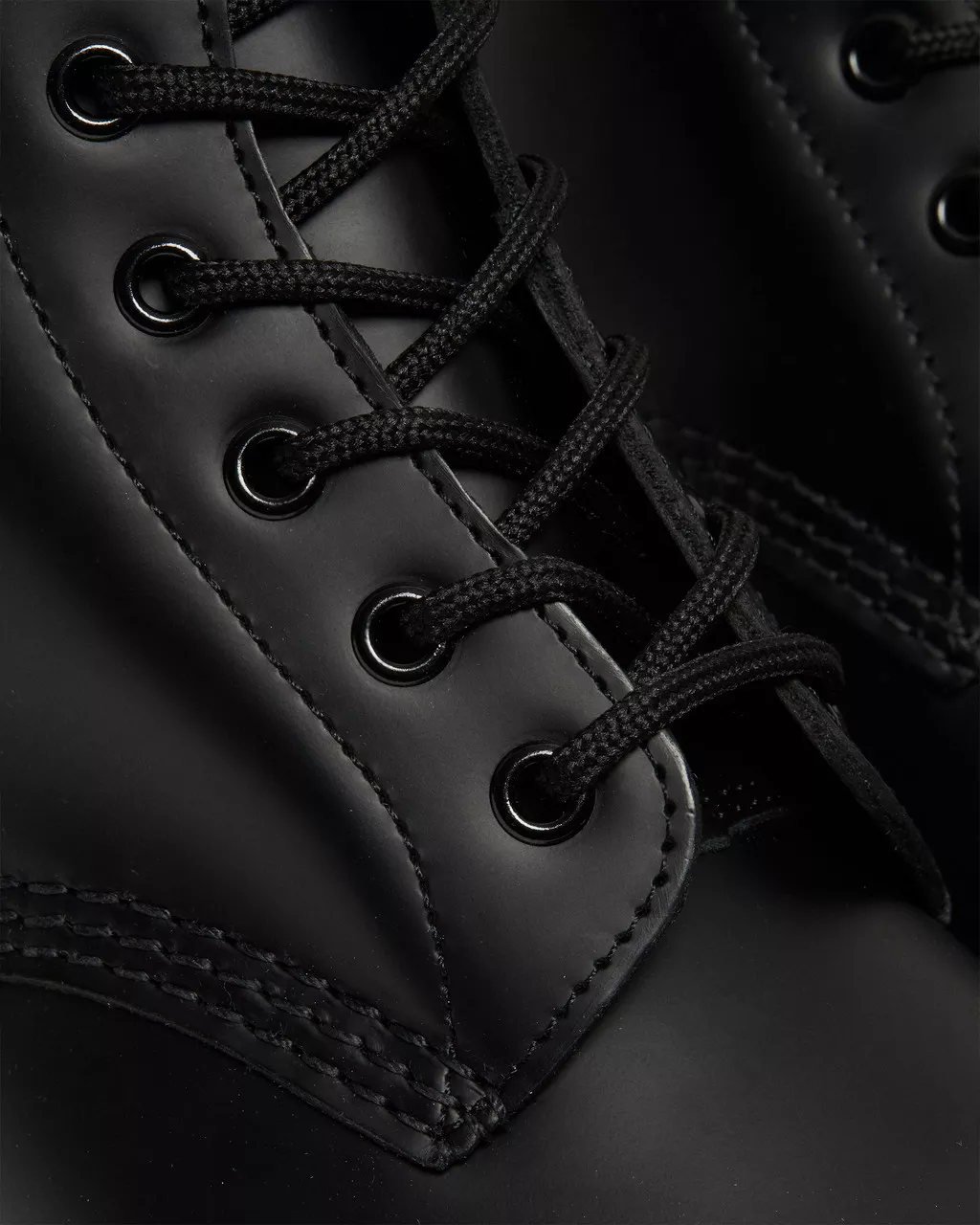 101 Yellow Stitch Smooth Leather Ankle Boots