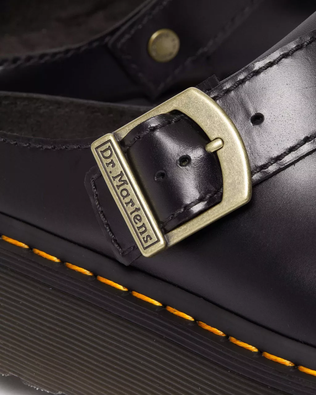 Laketen Leather Platform Mules