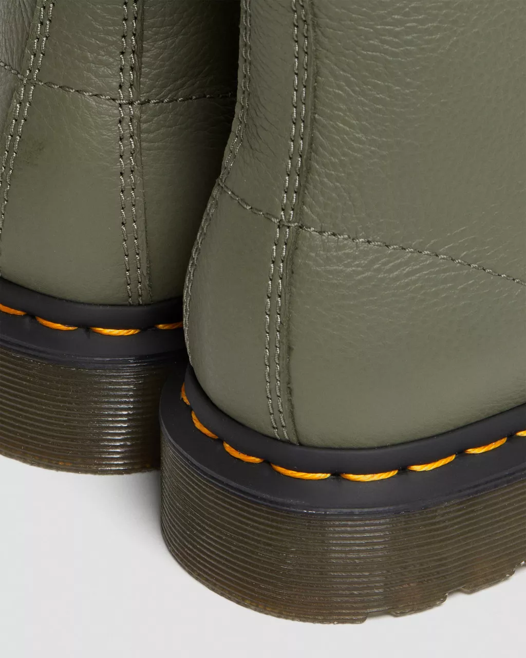 1460 Pascal Virginia Leather Lace Up Boots