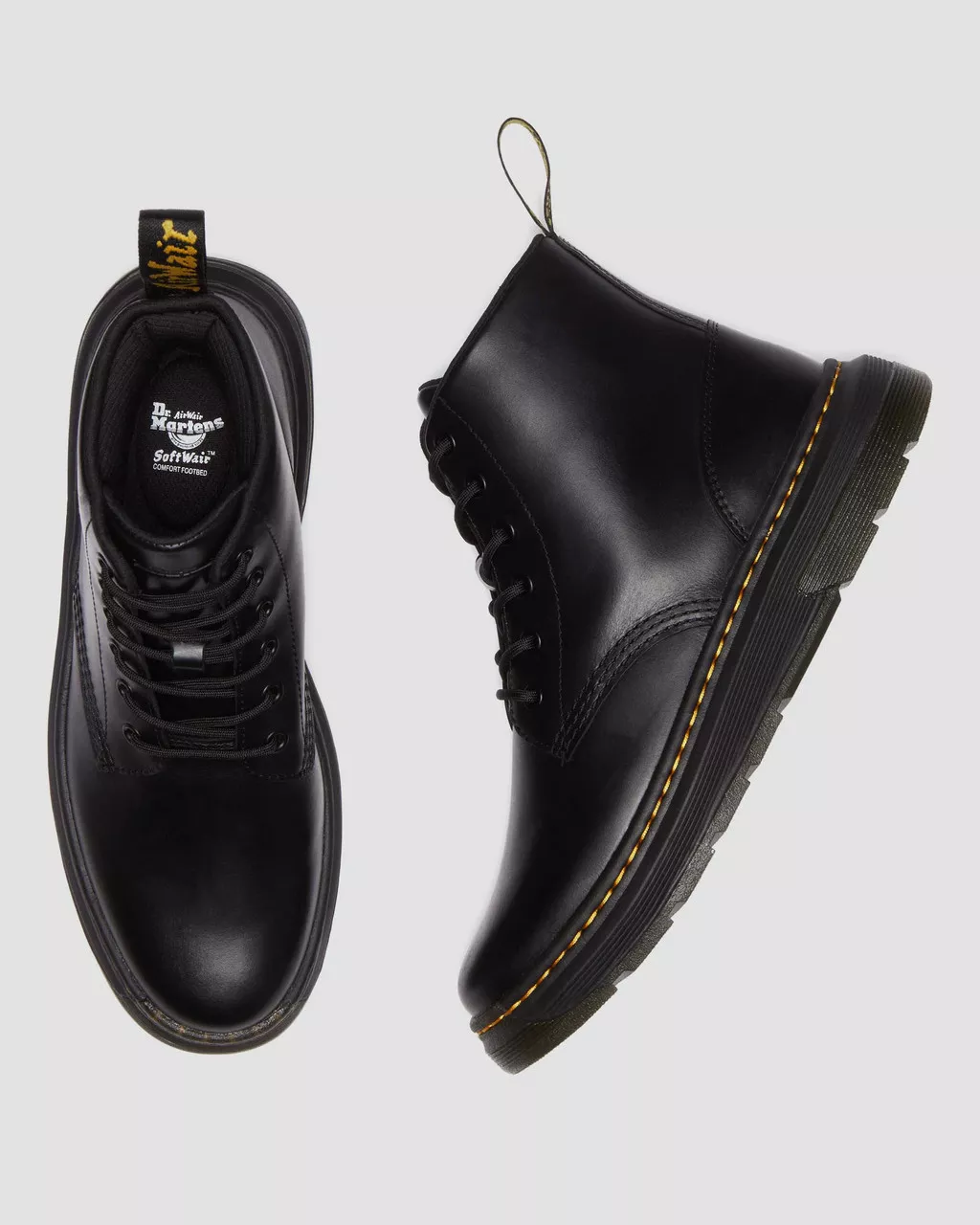DR MARTENS Crewson Chukka Lace Up Leather Boots