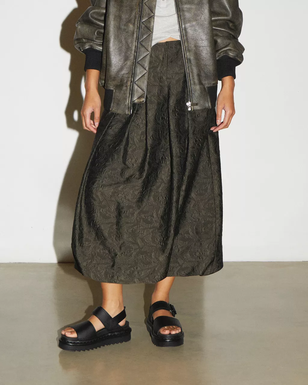 Voss Hydro Leather Strap Sandals