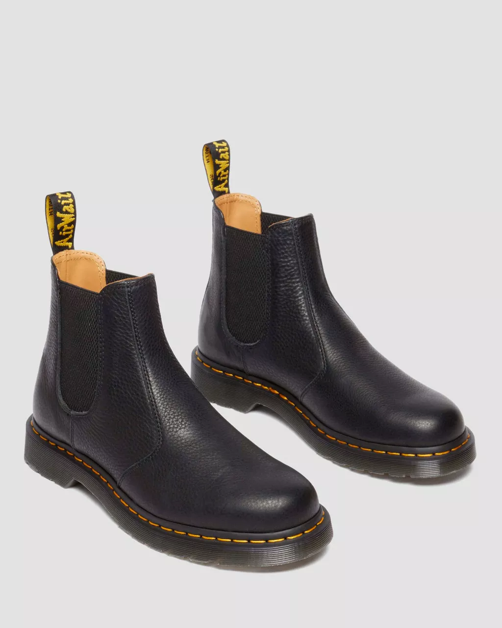 2976 Ambassador Soft Leather Chelsea Boots